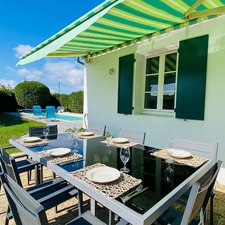 Villa Superbe De Plain Pied Avec Jardin Clos Et Piscine